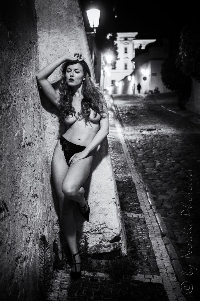 PRAGUE – Homage to HELMUT NEWTON – NEW V